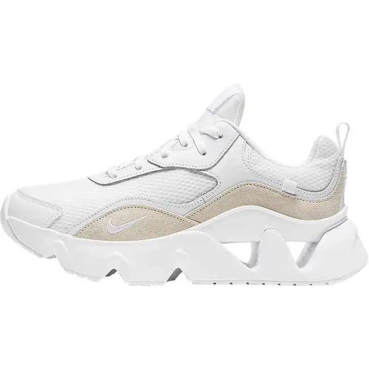 Nike RYZ 365 2 women's lightweight platform dad shoes in white and beige, ideal for walking and casual wear.