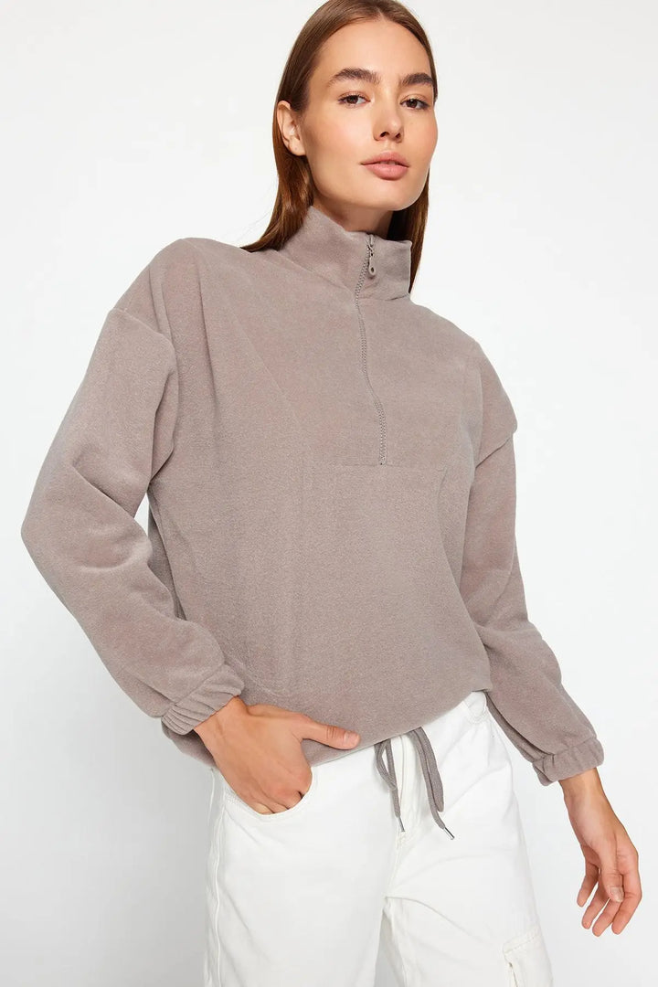 Trendyol TYZA Women's Hoodies & Sweatshirts Off-Shoulder Casual Knit Zipper Collar Plain Regular Fit Hoodies & Sweatshirts - Vogue Vista UK