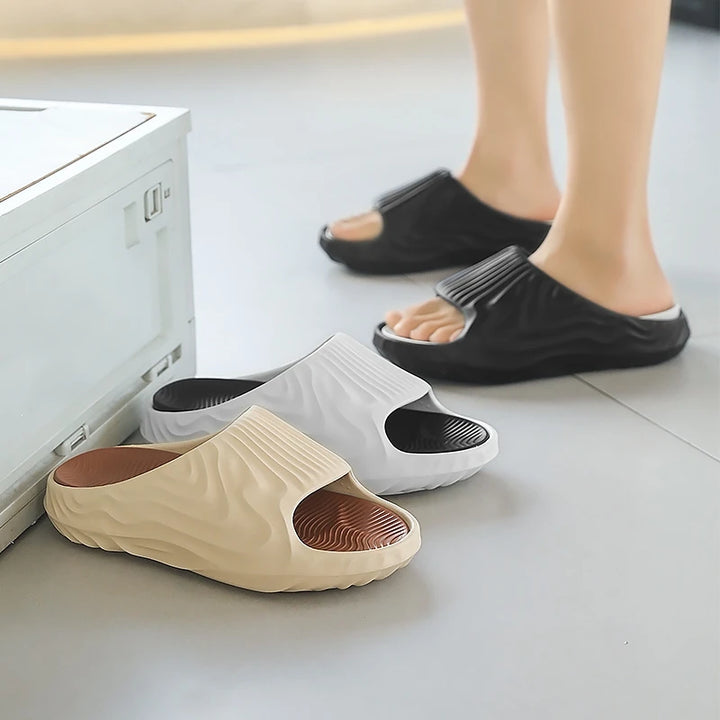 Summer Men's Slippers Outdoor Sandals Beach Comfortable Soft Slides Indoor New Men Casual Shoes Garden Shoes Men Home Slippers - Vogue Vista UK